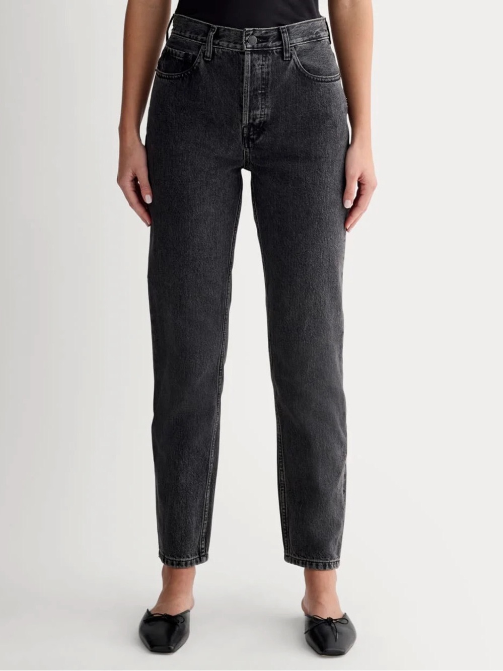 Everlane 90’s Cheeky Washed Black Straight‎ Jeans